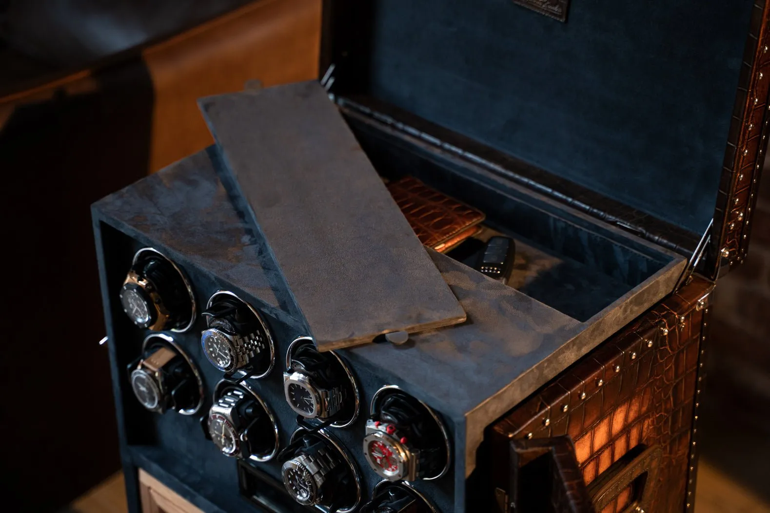 Bosphorus Watch Winder Trunk - CP Patina Brown