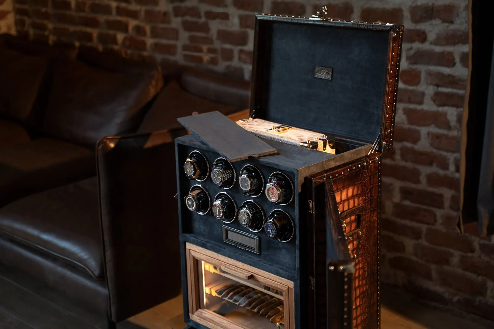 Bosphorus Watch Winder Trunk - CP Patina Brown