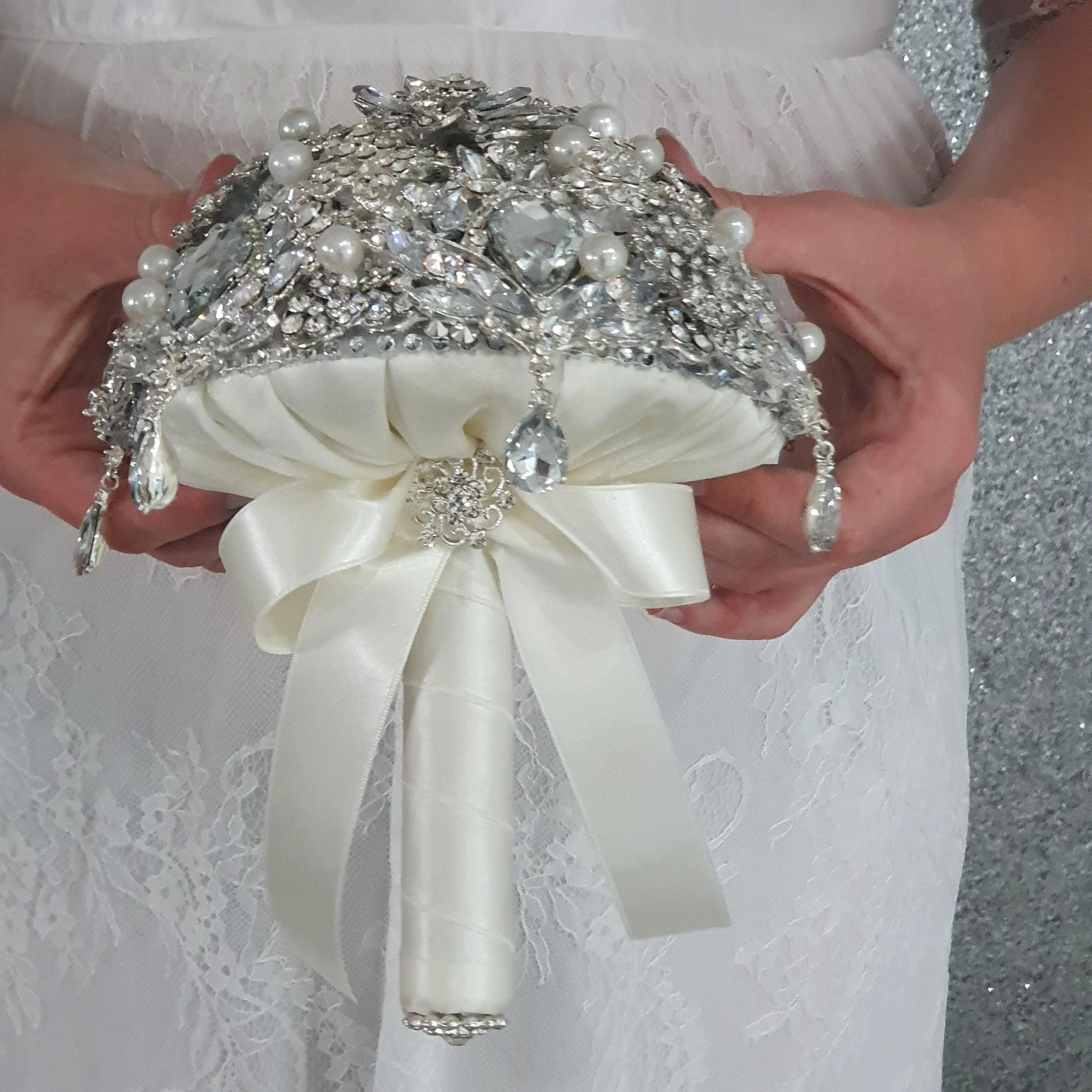 Brooch bouquet, jewel bouquet, Full jeweled bouquets. by Crystal wedding uk