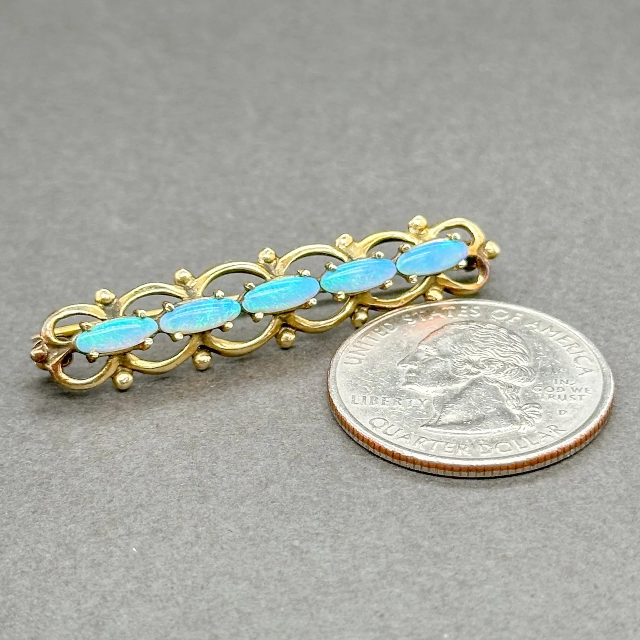 Estate 14K Y Gold Opal Pin