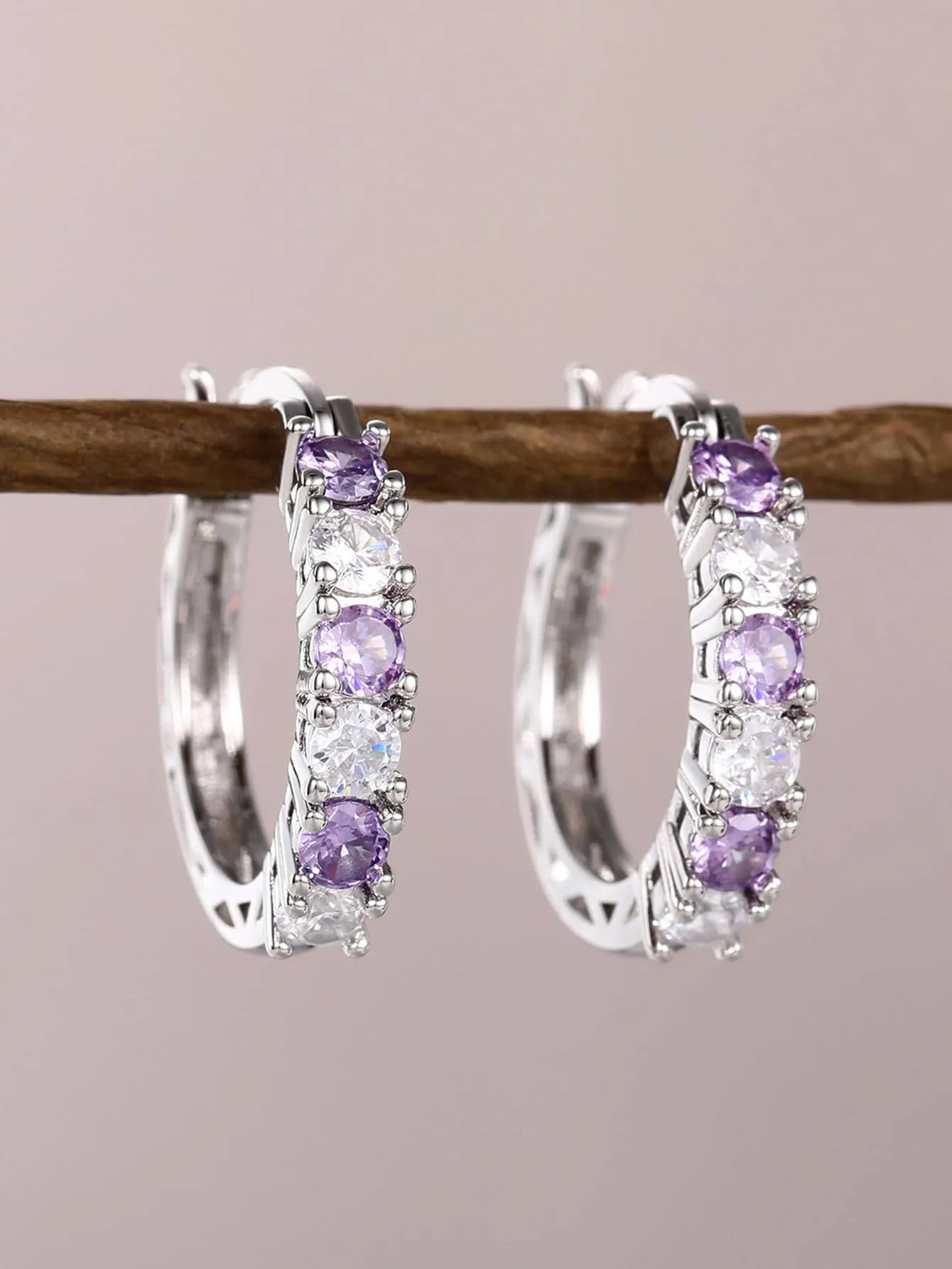 Exquisite Cubic Zirconia Decor Hoop Earrings for Women