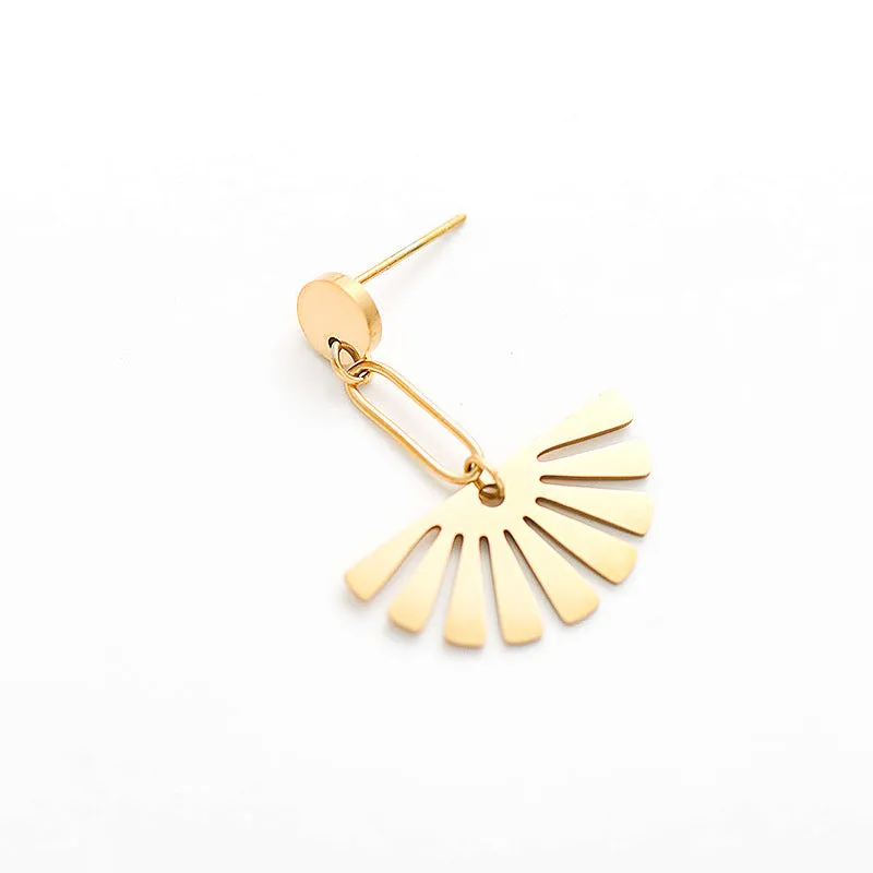 Fan-shaped Female Earrings Popular In Europe And America, Exquisite Earrings Trend