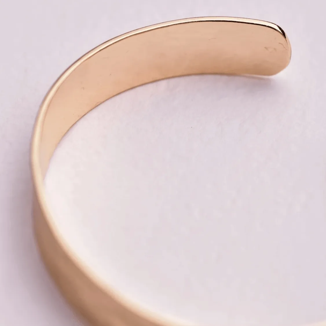 Hammered Bangle | Gold