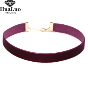 HUALUO Elegant Charms Rose Red Choker Necklace for Women Wedding Gothic Handmade Fine Jewelry Gifts for the New Year NW3418