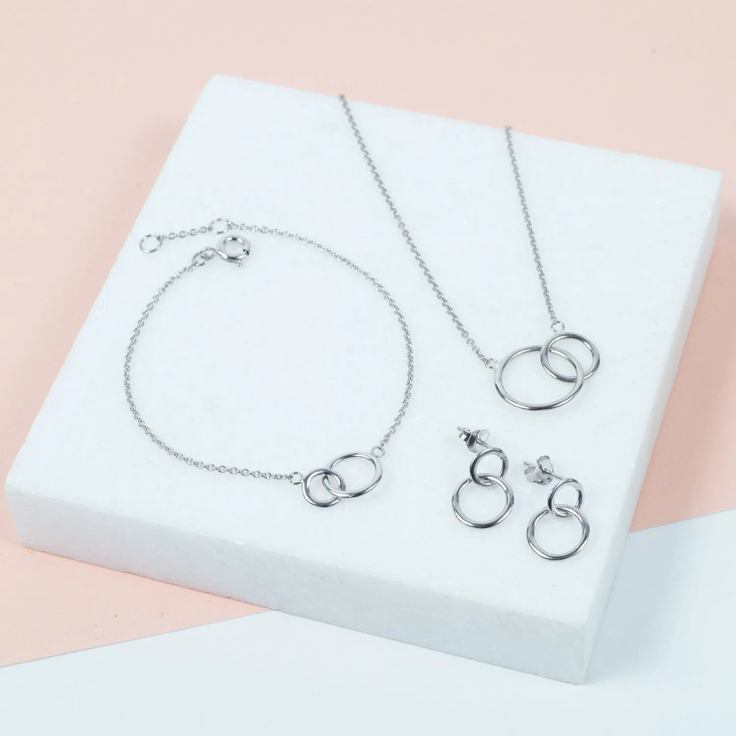 Kelso Sterling Silver Rings Necklace