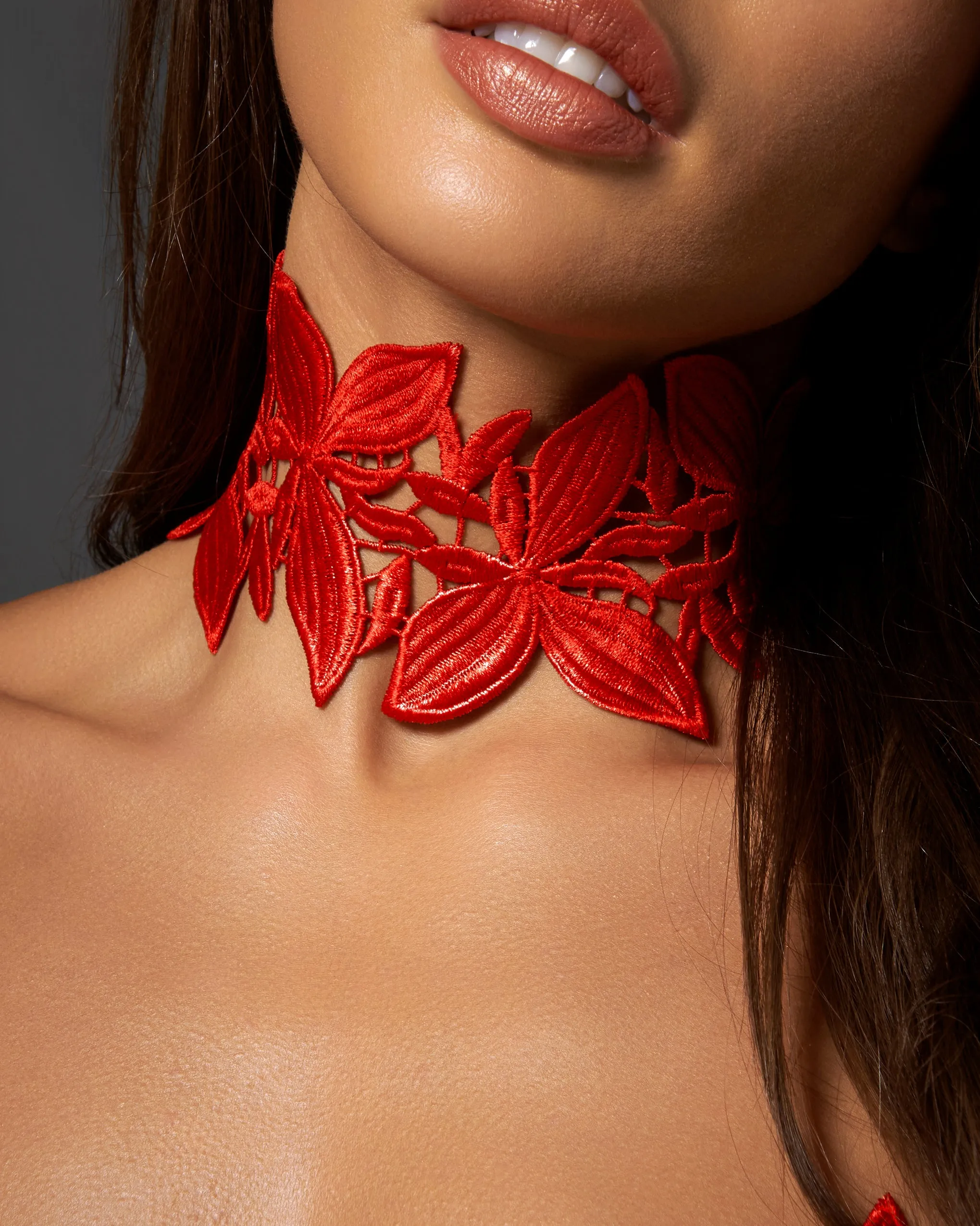 Ophelia Choker Red