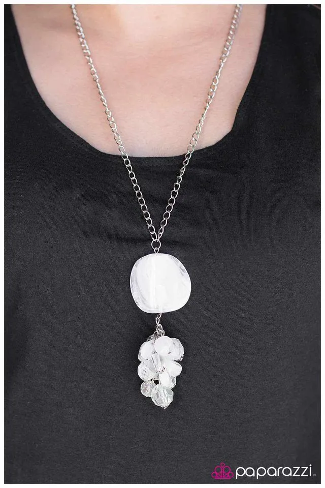 Paparazzi Necklace ~ All Aglow - White