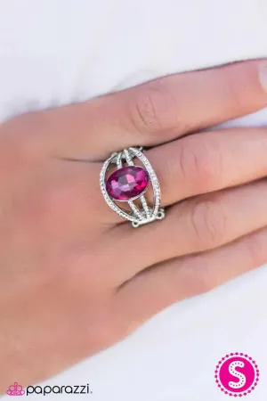 Paparazzi Ring ~ Crown Me - Pink