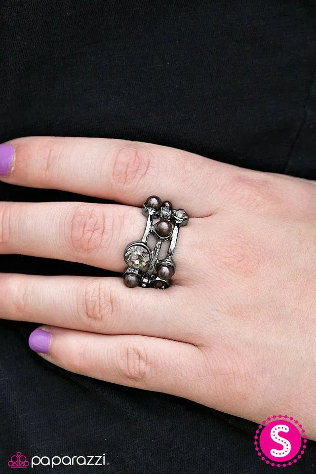 Paparazzi Ring ~ Take Me To The Symphony - Black