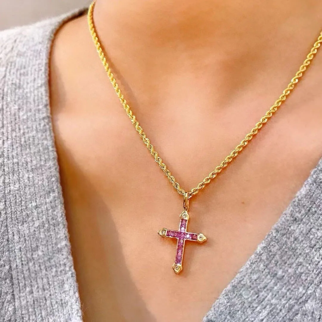 Pasión Zafiro Sapphire Cross Necklace