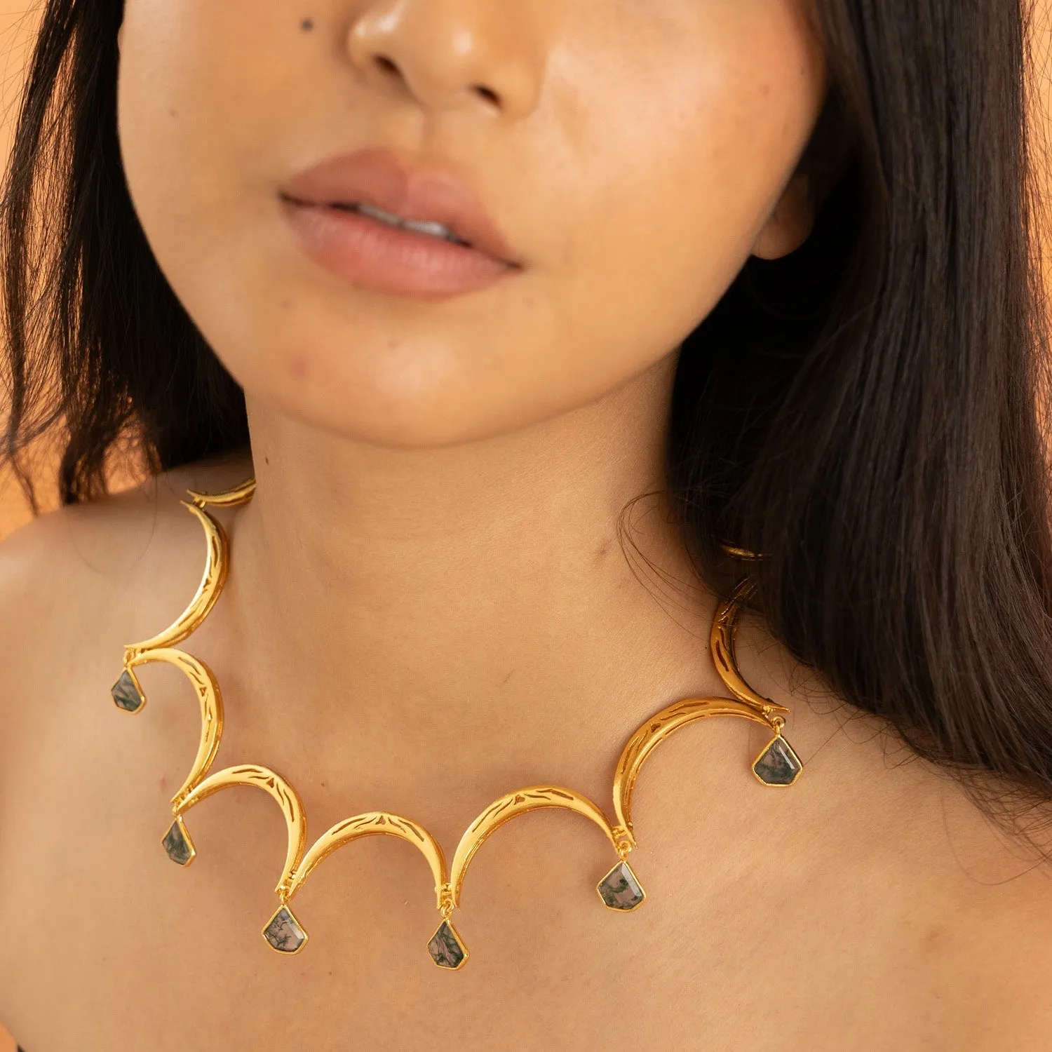 TILA NECKLACE