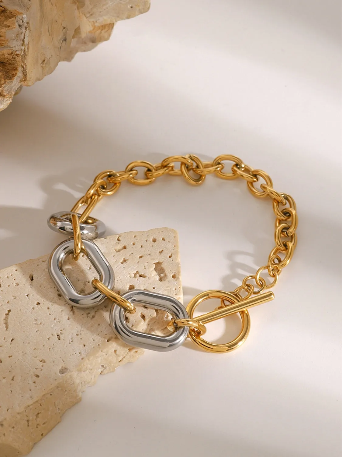 Two Tone Hollow Link Chain Bracelet: Elegance Redefined