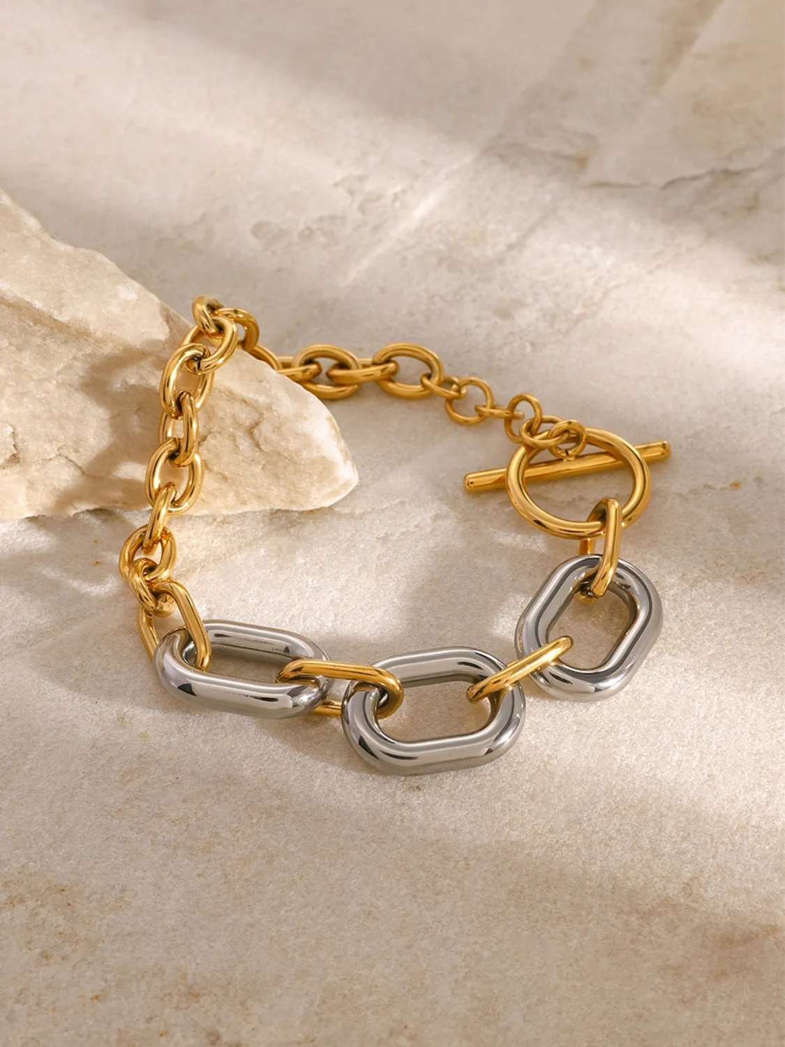 Two Tone Hollow Link Chain Bracelet: Elegance Redefined