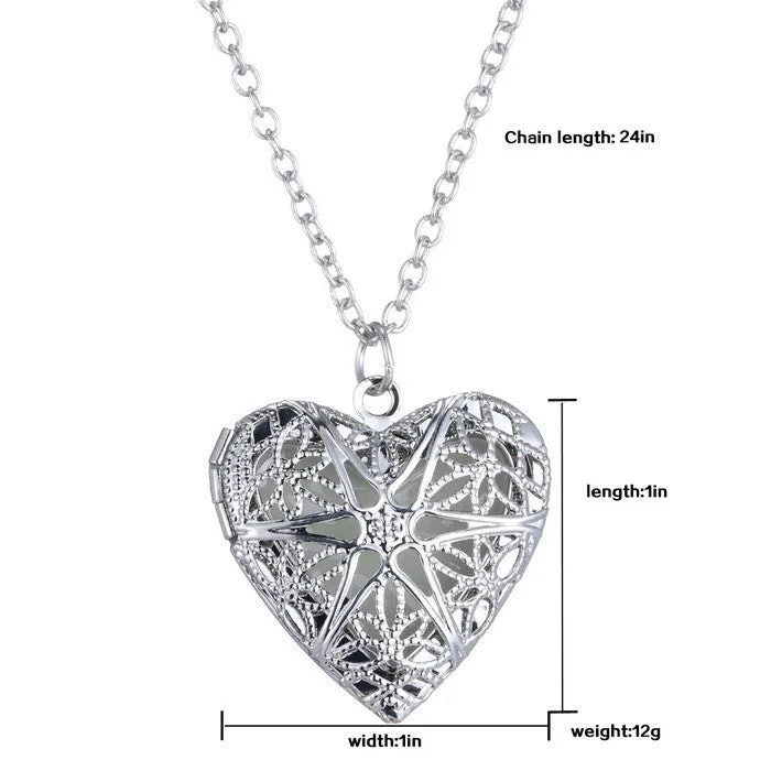 Unisex Women Men Hollow Heart Necklace Pendant Luminous Glow In The Dark Locket Glwoing Necklaces Jewelry Gifts