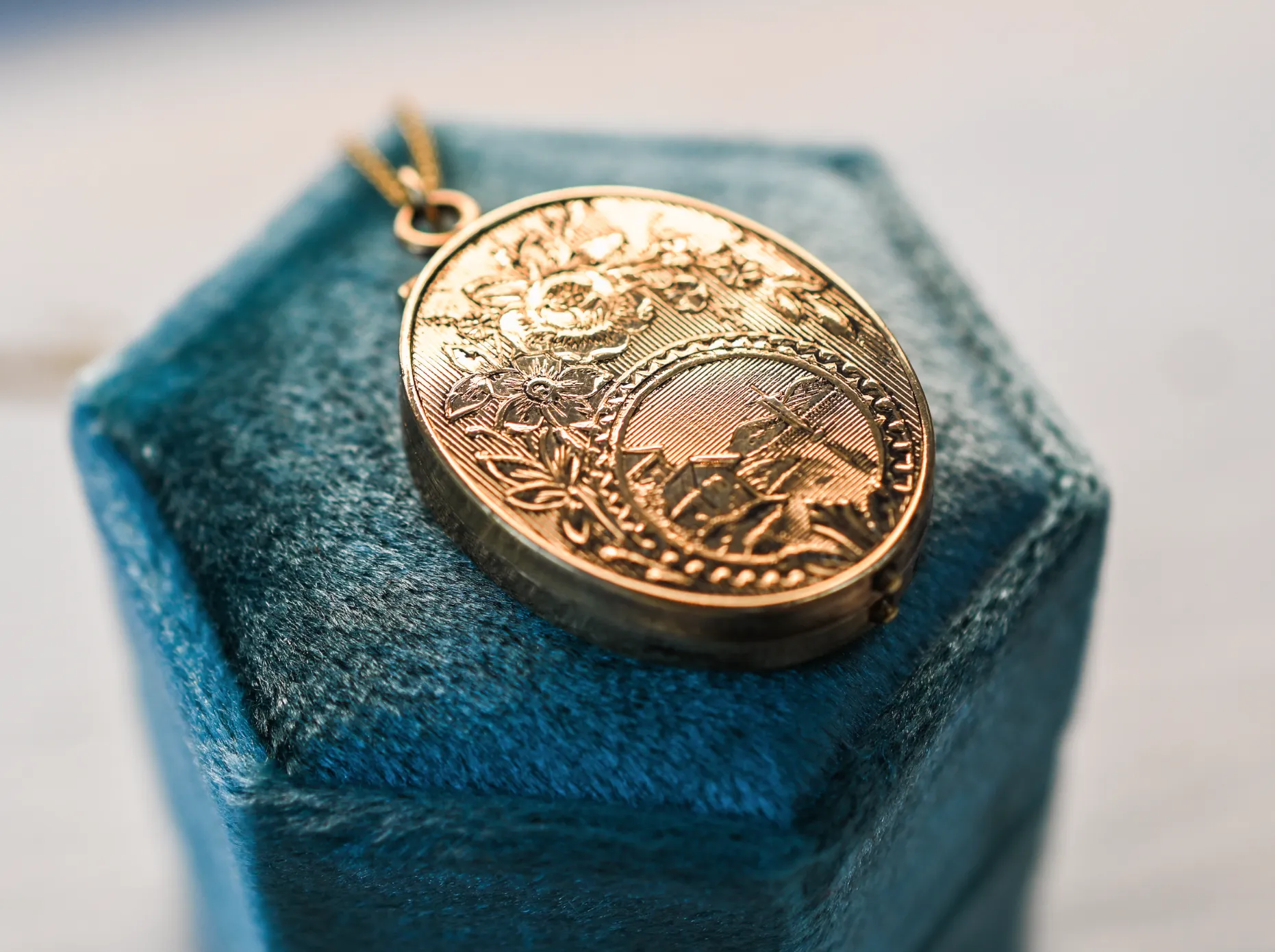 Vintage Gold Fill Locket